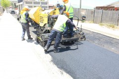 ALCALDESA VISITA TRABAJOS DE PAVIMENTACIÓN DE CALLE EL PROGRESO